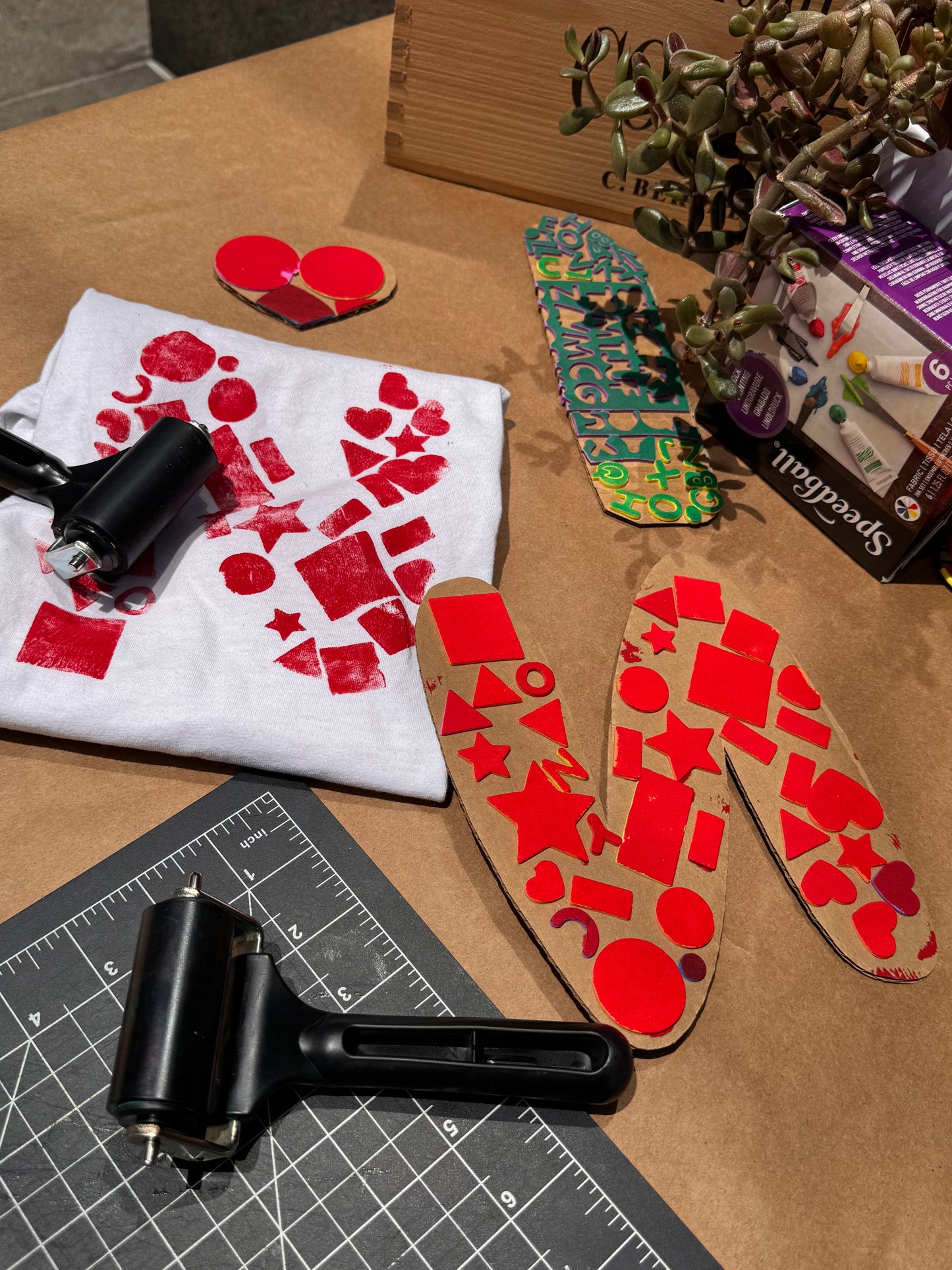 SUMMER CREATIVE WEDNESDAYS July 29 – August 19, 2026 - 2-5 PM